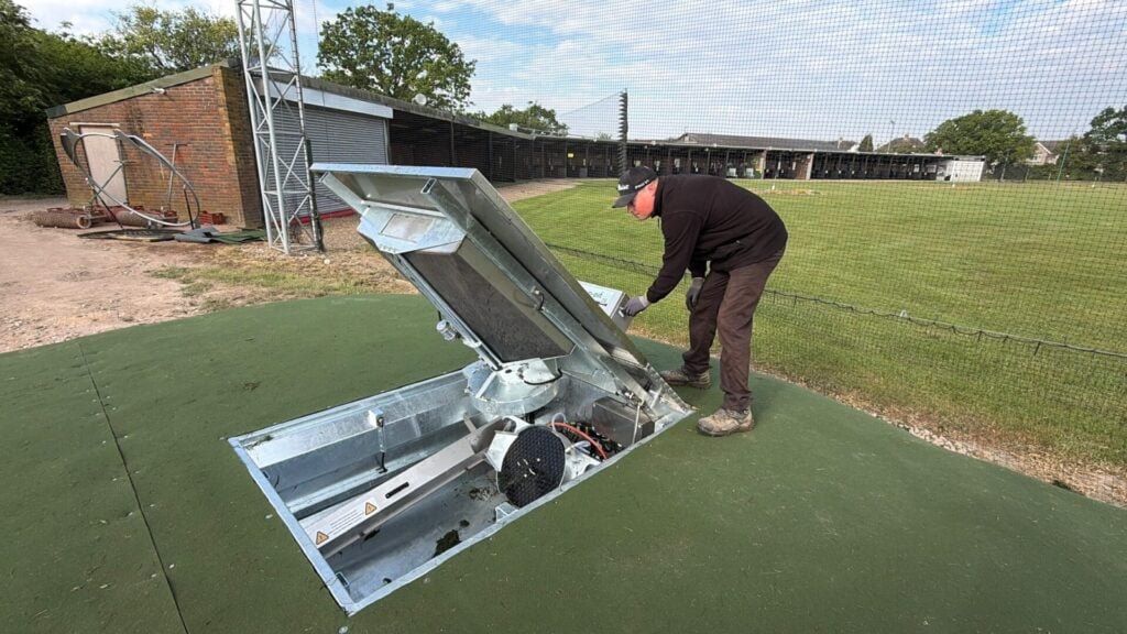 DropPit: driving range automation system
