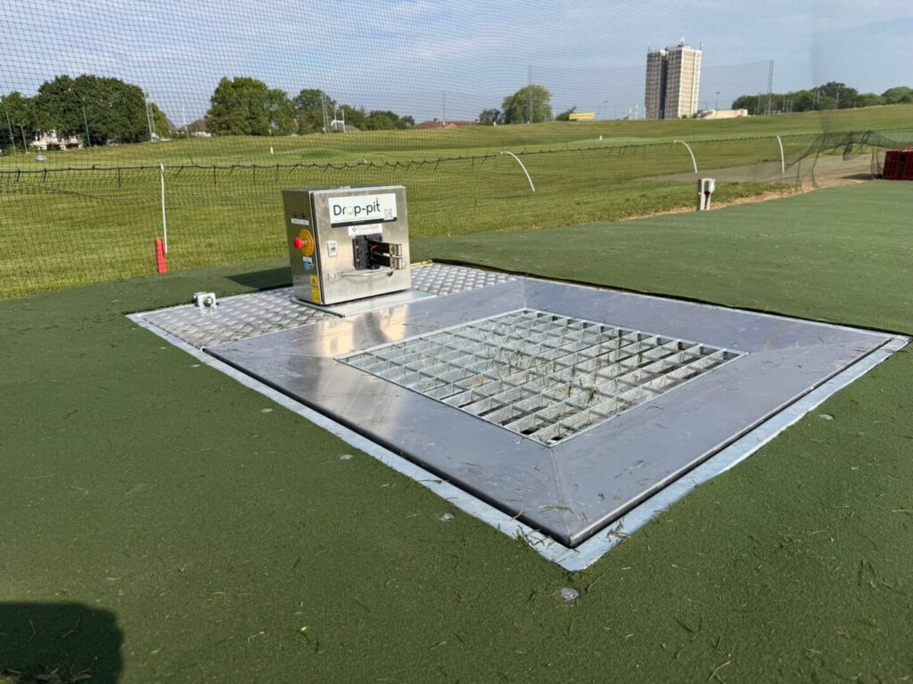 drop-pit golf ball collection point